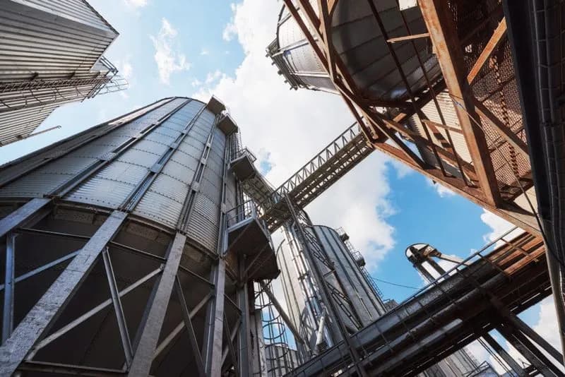 Nave industrial y logística en España, activo inmobiliario en una operación de compraventa empresarial